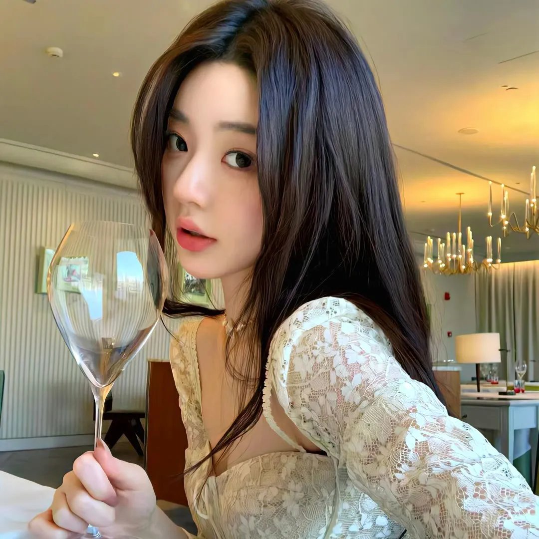 水中的女人